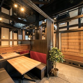 京町屋の落ち着いた空間でごゆっくりお食事をお愉しみください。
