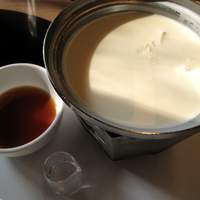 がんこ 高瀬川二条苑 - 豆乳ゆば鍋　タレ、にがりの組み合わせ