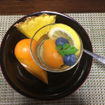 かたつむり - 枇杷のコンポート、国産パイナップル、ポンターレ、宮崎マンゴー