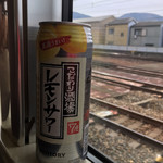 かたつむり - もちろん行きの電車内でも呑むよね(お店の内容とは関係ありません)