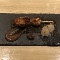 瀧口 - 骨抜き 手羽先串 シャリアピンと長芋ホイル焼き