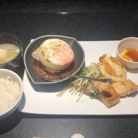 鉄板焼 天 本丸 - ハンバーグと中トロのハーフ、1,800円