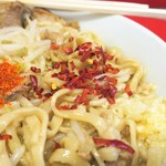 ラーメン二郎 - 粗挽き唐辛子投下～♪