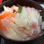 あずまし亭 - 朝市活いか丼いかたっぷり