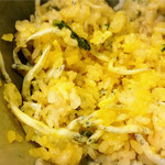 囲炉裏料理わ - 卵黄との相性、やばいです… (*ﾉ∀`*)