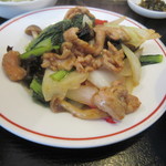 源中縁 - メインは豚肉と野菜をとろみのあるオイスターソースで仕上げた一品、いかにも中国の方が作られた家庭料理って感じの一品でした。
            