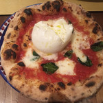 Pizzeria Bakka M'unica - 究極のマルゲリータ