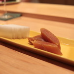 鮨 よし田 - 唐墨大根