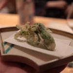 鮨 よし田 - ふきのとう天ぷら・たらの芽の天ぷら