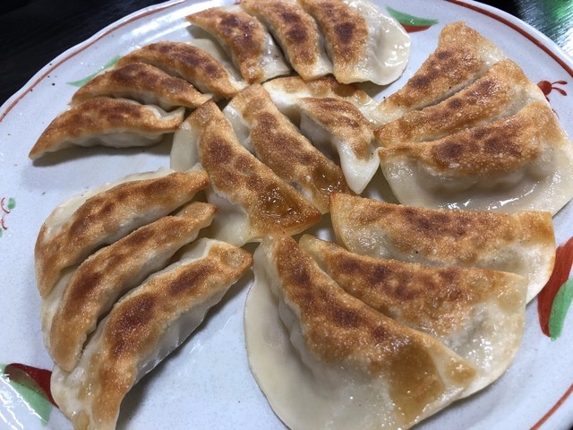 丸山ぎょうざ会館 立川 餃子 食べログ
