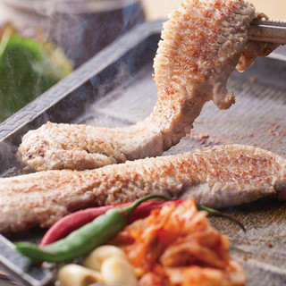 当店名物 花咲 サムギョプサル 1分 食べ放題 mmの極厚サムギョプサルと27品のサイドメニューが食べ放題 パーティーや飲み会にも お一人様 2 950円 K2factory Korean Dining 大阪梅田 阪急 韓国料理 食べログ 当店名物 花咲 サムギョプサル 1分 食べ放題 mmの極厚サムギョプサルと27品のサイドメニューが食べ放題 パーティーや飲み会にも お一人様 2 950円 K2factory Korean Dining 大阪梅田 阪急 韓国料理 食べログ