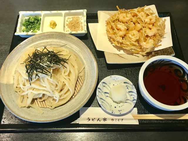 うどん家こむぎ>