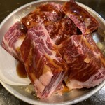 大衆ホルモン焼肉 順 - ハラミ