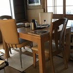 キッチン 田 - 和室にあるテーブル席