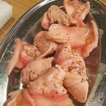 大衆焼肉ホルモン もつりき - ノドボトケ  390円 軟骨系好きな人はこれ良いよ