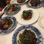 サラマンジェ ドゥ カジノ - メインたち