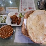 パキスタン・アラビアン・インド料理 デラ - C MEAL ビーフドピアザ