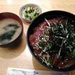 きり山 - まぐろ丼