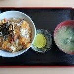 ドライブインみさき - ホタテ丼