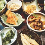 隠れ家食堂 一歩 - 