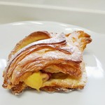 パンドール - 【2019.04】苺のダノワーズ(220円+税)