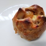 パンドール - 【2019.04】りんごのカンパーニュ