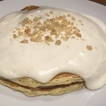 ホノルルコーヒー - マカダミアナッツクリームパンケーキ