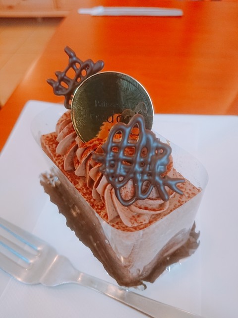 By Kanaloa58 パティスリーイロドリ Patisserie Irodori 高座渋谷 ケーキ 食べログ