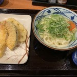 丸亀製麺 - 