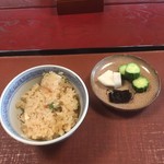 虎屋 壺中庵 - 鯛ご飯と香の物