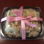 虎屋 壺中庵 - 鯛飯をパックに入れてもらいました。