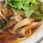 べじらーめんゆにわ - しめじ