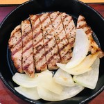 さらめし - 豚ロースと玉葱