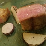 アル・ケッチァーノ - ◆「庄内豚のグリルと藤沢カブの焼畑仕立て」