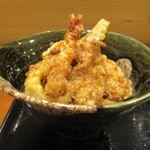 御園天丼 下の一色 - 尾張前地物天丼 1,080円 + ご飯 大盛り 100円 ＝ 1,180円（税別）。　　　　　2019.04.18