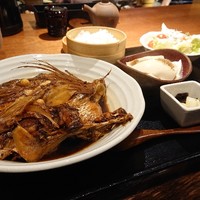 魚感うえさき - 煮魚定食¥1100