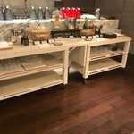 SCALAE - フレッシュジュースやミルクや豆乳、果実入りのウォーターもありました。