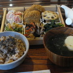 じねんや - 玄米定食