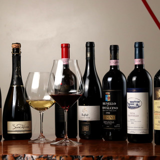 イタリアワインを中心にセレクト。＜150種類＞と種類が豊富。