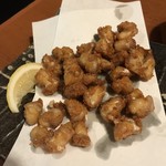 ニパチ - 鶏ナンコツの唐揚げ