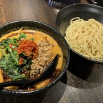 地獄の担々麺 護摩龍 - 