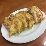 餃子舗 よしだ - 