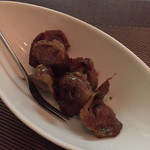 Abats. - 砂肝のコンフィです 寝かせて使うので旨味が増してます