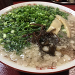 勝十銭 - 白（平打ち麺）