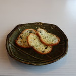 パン工房 麦の里 - ガーリックラスク