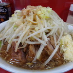 ラーメン二郎 - 小豚ー野菜まんま・にんにくとあぶら増しコール