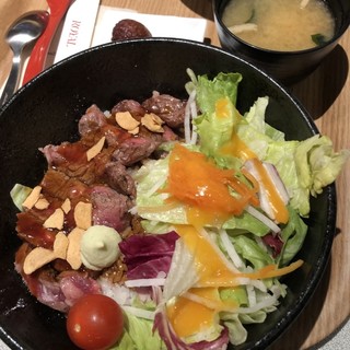 成田空港駅でおすすめの美味しいラーメンをご紹介 食べログ 成田空港駅でおすすめの美味しいラーメンをご紹介 食べログ