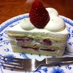 ルクープル - 2011.12.1(木)17時半昨日、在庫確認の電話したら定休日でした。今日は可知ロールにチャレンジ(^_^)v