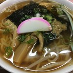 龍苑 - 料理写真:優しめの足のラーです