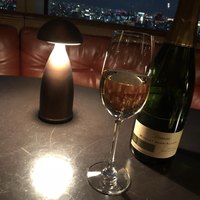 ザ タヴァン グリル＆ラウンジ - 